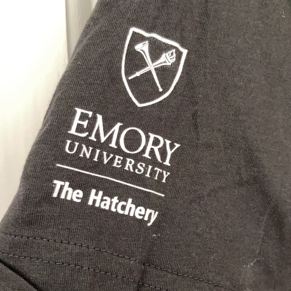 EMORY UNIVERSITY Dark Gray Short Sleeve “Wonder Play Think Dare“ crew neck Tee - Picture 4 of 8